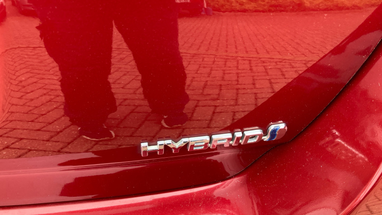 Toyota Auris 1.8 Hybrid Icon Tech TSS 5dr CVT Hybrid Estate